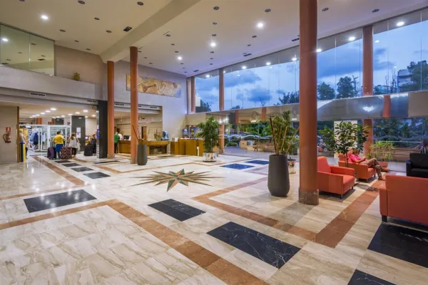 4R Regina Gran Hotel 4*