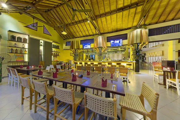 Adhi Jaya Hotel 4*, фото 6