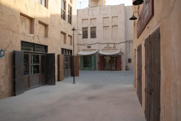 Al Seef Heritage Dubai, Curio Collection by Hilton 4*