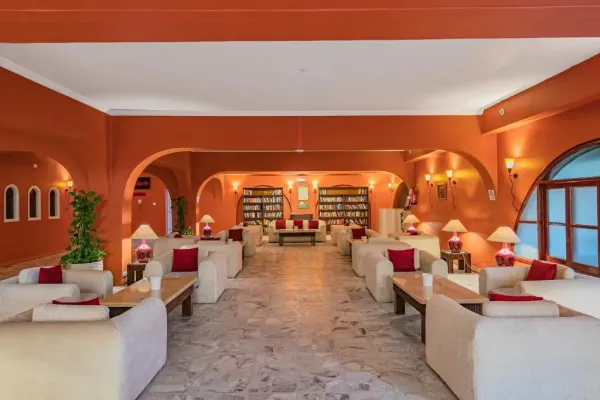 Arabia Azur 4*