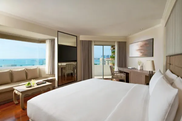 Avani Pattaya Resort 5*