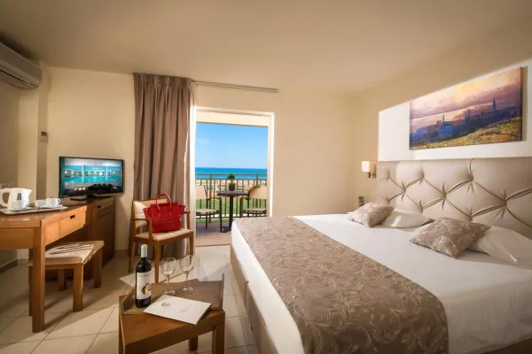 Bella Beach 5*