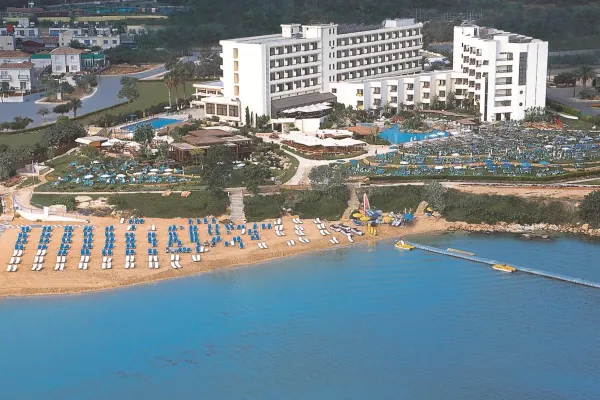 Capo Bay 4*