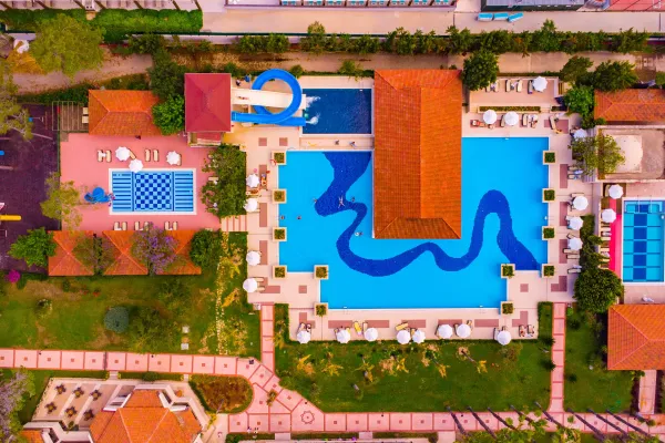 Champion Holiday Village 5*