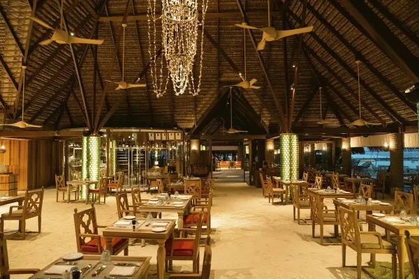 Constance Moofushi Resort 5*, фото 4