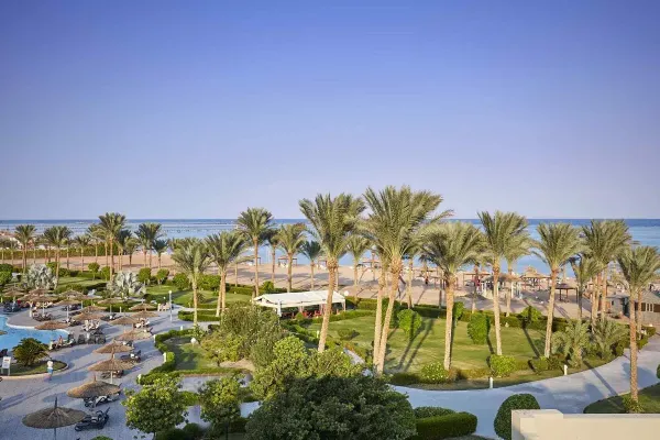Coral Sea Water World Resort 5*