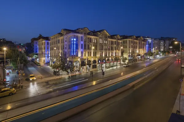 Crowne Plaza Istanbul Old City 5*