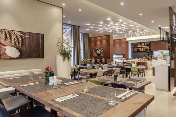 DoubleTree by Hilton Dubai Port Saeed 4*, фото 4
