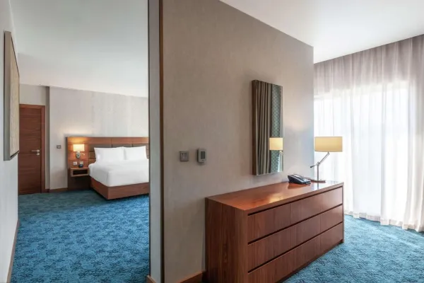 DoubleTree by Hilton Dubai Port Saeed 4*, фото 12
