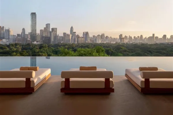 Dusit Thani Bangkok 5*