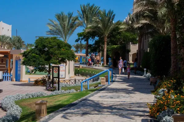 El Karma Aqua Beach Resort 4*