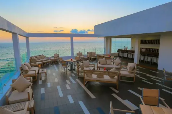 Pandanus Beach Resort and Spa 4*, фото 1