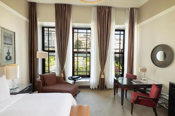Four Seasons At The Bosphorus 5*