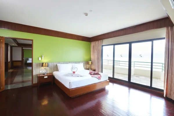Garden Sea View Resort 4*
