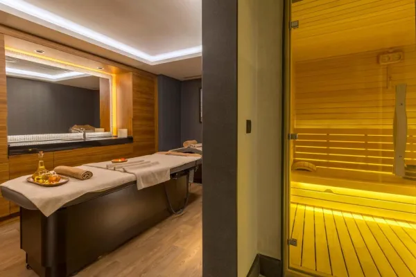 Golden Tulip Istanbul Bayrampasa 5*, фото 2