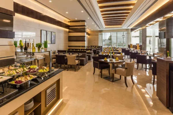 Golden Tulip Media Hotel* 4*, фото 4
