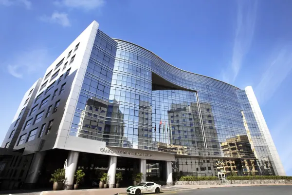 Grand Cosmopolitan Hotel 5*