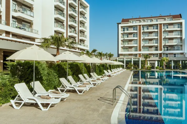Greenwood Suites Resort 5*