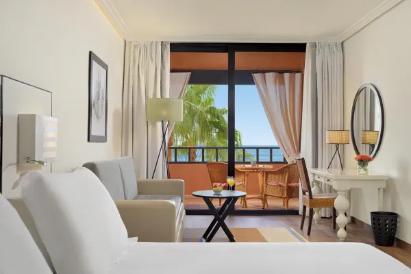 H10 Costa Adeje Palace 4*