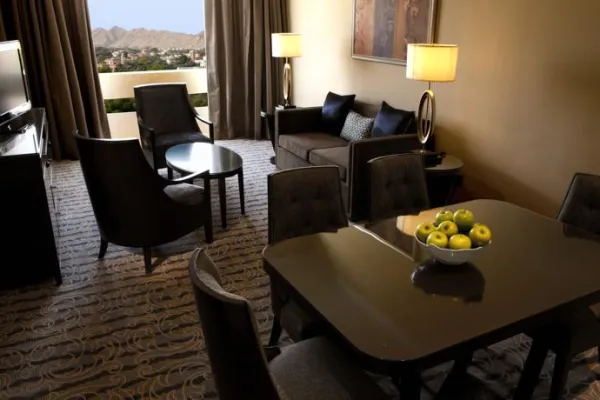 Hilton Al Ain 4*, фото 4