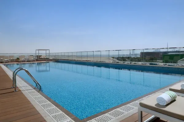 Holiday Inn Dubai Festival City 4*