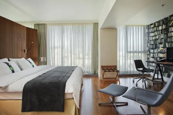 Holiday Inn Tbilisi 4*