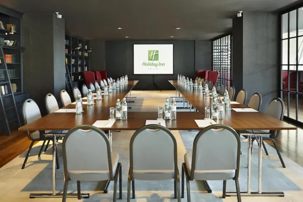 Holiday Inn Tbilisi 4*, фото 3