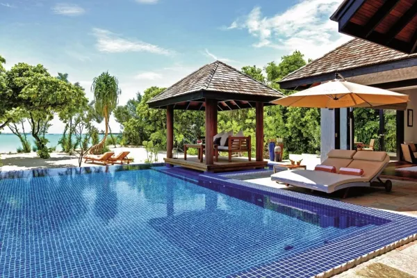 Hideaway Beach Resort & Spa 5*