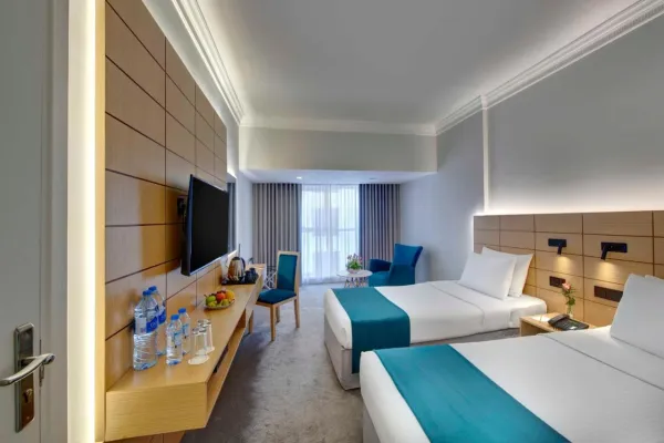 Lotus Grand Hotel 4*