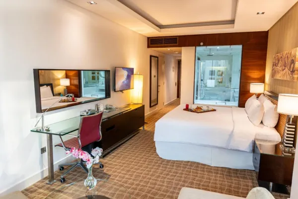 Majestic City Retreat Hotel 4*