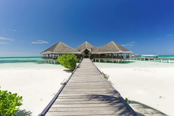 Medhufushi Island Resort 4*