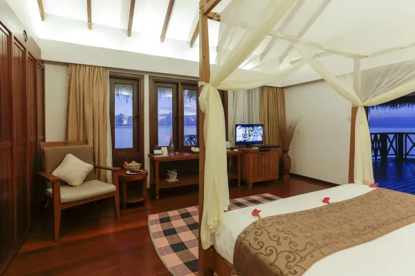 Medhufushi Island Resort 4*, фото 8