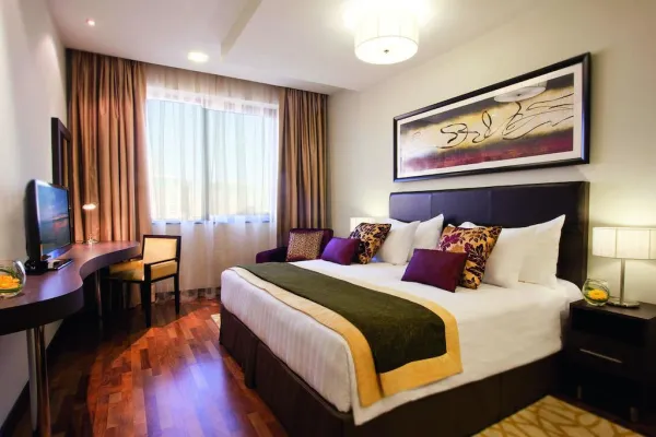 Movenpick Hotel Apartments Al Mamzar Dubai 5*