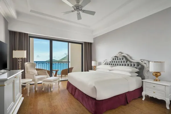 Nha Trang Marriott Resort & Spa, Hon Tre Island 5*