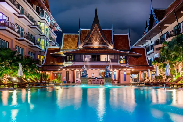 Nipa Resort 4*