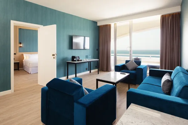 Occidental Sharjah Grand 4*, фото 12
