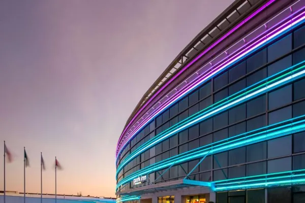 Park Inn by Radisson Dubai Motor City 4*