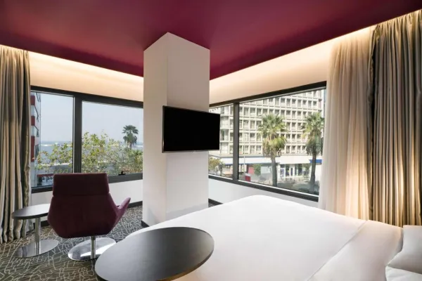 Park Inn by Radisson Izmir 4*