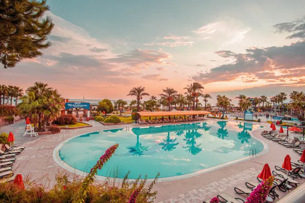 Pine Beach Belek 5*, фото 1