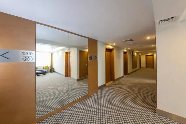 Ramada Hotel & Suites by Wyndham Ajman 4*