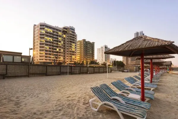 Ramada Hotel & Suites by Wyndham Ajman 4*, фото 6