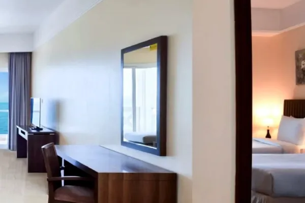 Ramada Hotel & Suites by Wyndham Ajman 4*, фото 9