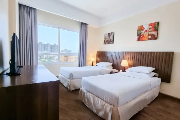 Ramada Hotel & Suites by Wyndham Ajman 4*, фото 11