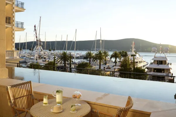 Regent Porto Montenegro 5*
