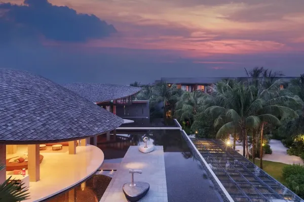 Renaissance Phuket Resort & Spa 4*