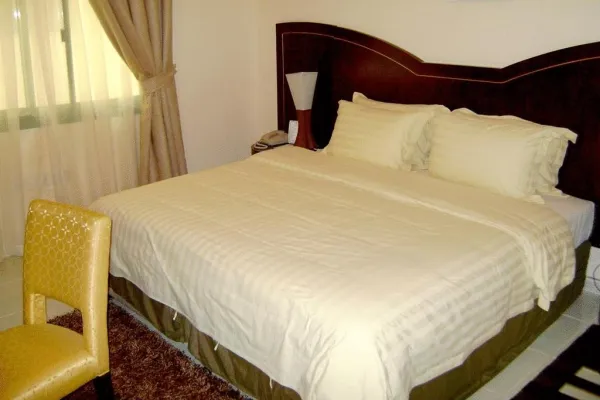 Royal Crown 4*
