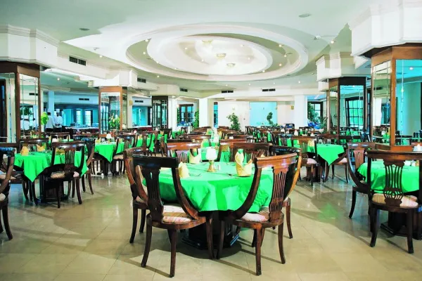 Royal Paradise Resort 4*