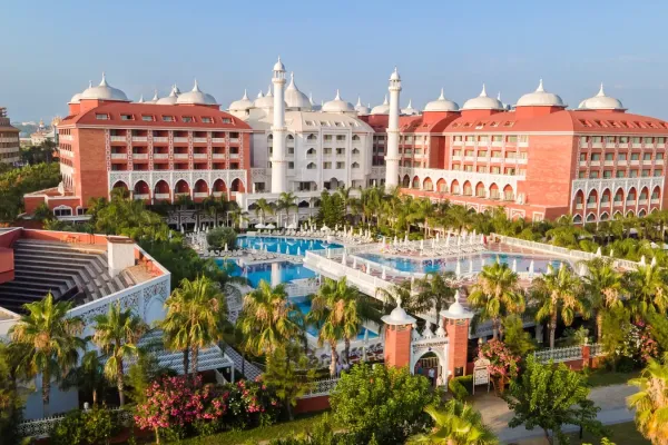 Royal Taj Mahal 5*