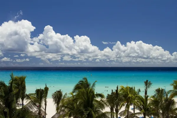 Sandos Playacar Beach Resort 5*