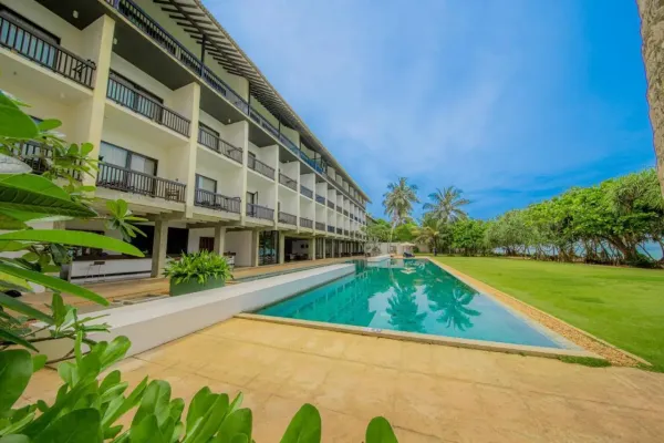 Temple Tree Resort & Spa 4*